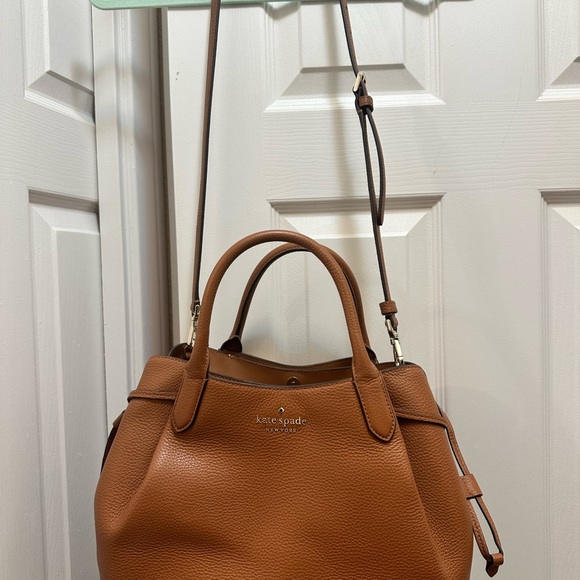 NWOT and NWT pebbledKate Spade Dumpling Satchel and matching Continental wallet - Picture 6 of 12